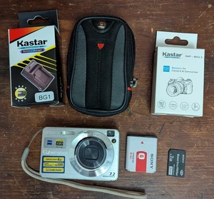 Sony Cybershot DSC-W120 7.2MP BUNDLE Camera, 2 Batt's, Charger, 2GB, Case WORKS - Picture 1 of 13