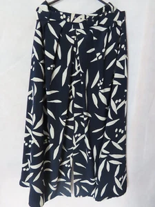 Barry Sherrard Stylish Navy Blue & White Leaf Print Elegant Skirt size 12 - Picture 1 of 13