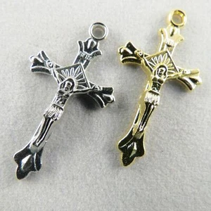 Jesu Christi Kreuz Anhänger für Rosenkränze 17x31 mm Jesus Christus - Picture 1 of 3
