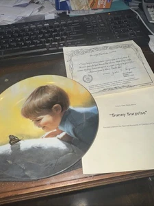 1989 Donald Zolan 7.5" Collector's Plate - Sunny Surprise (Y) - Picture 1 of 3