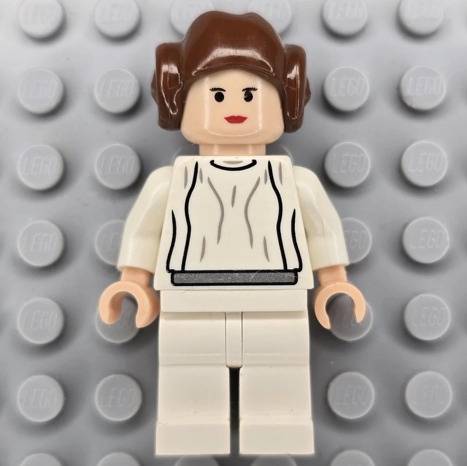 Lego Star Wars Minifigure SW0175A Princess Leia Smooth Hair - Image 1 of 4