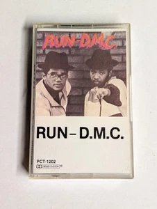 Run-D.M.C. Cassette Tape Debut 1984 Run-DMC Hip Hop Rap Tested Very Nice - Picture 1 of 4