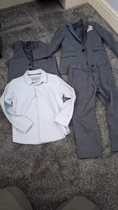 Boys 5 To 6 Years Suit Waist Coat And Shirt. - Picture 1 of 5