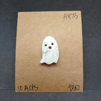 Cabujón Fantasma profesionalmente cortado en Howlite y acabado en bisel 19x15x3 Foto 1 de 4