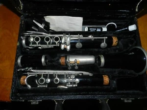 Cleveland KING TEMPO Clarinet w/Hard Case & Supplies - Picture 1 of 10