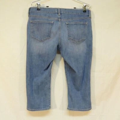 Old Navy The Diva Denim Capri Stone Blue Size 8 Regular - Image 1 of 3