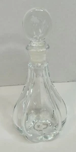 Lady Primrose's Inc. Empty Glass Decanter Bottle with Flower Etched Stopper 8oz - Picture 1 of 13