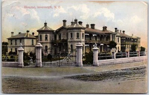 Hospital Invercargill New Zealand Roadway & Building Landmark Posted Postcard - Picture 1 of 2
