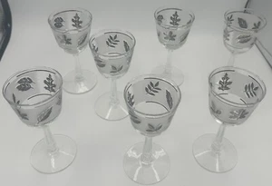 VTG Libbey Frosted Silver Leaf Wine Glasses 5.75" Set of 7 - 1960's - Picture 1 of 8