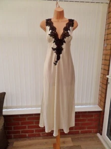 V45 M&S AUTOGRAPH CREAM SILK SATIN BLACK LACE FRONT TIE NIGHTDRESS 16 L - Picture 1 of 9