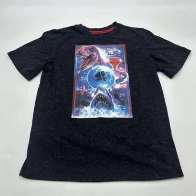 Jurassic Park Welcom Extraordinary T-shirt Boys XL Black Graphic Print.#34896 - Image 1 of 4