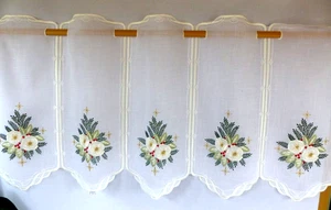 Weihnachtsgardine gestickt - 53cm hoch x 1,15m - Christrose - Bild 1 von 4