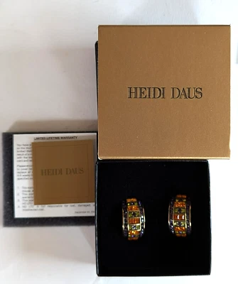 Nuevos Pendientes Heidi Daus Medio Aro Clip Naranja Púrpura Verde! Nuevo en caja firmado Foto 1 de 4