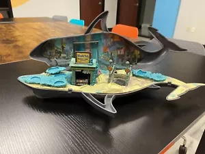 RARE & HTF “SHARK TALE” Toy Diorama Play Set + Figures - DreamWorks Animation - Picture 1 of 18