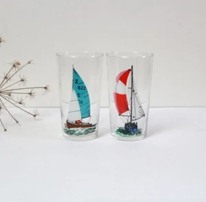 2 Verres à orangeade décor Voiliers vintage - Picture 1 of 3
