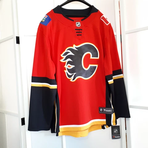 NWT NEW Fanatics Calgary Flames HNL Hockey Jersey Black Red Mens XL Extra Large Cover