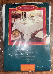 Mantel de Colección Hedaya Linens Angélica Bordado Cortado a Mano 52X70 6 Servilletas - Imagen 1 de 12