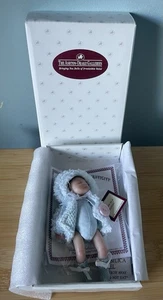 Ashton-Drake "Cute as a button" Minature Realistic Baby Doll Boxed With Cert - Picture 1 of 12
