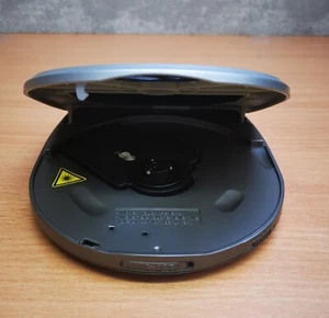 Portable CD Player - Programmable Compact Disc Player - Silver - Unit Only... - Picture 1 of 8