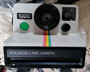 Polaroid Land Camera - Picture 1 of 12