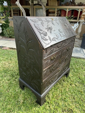 Antique Queen Anne Slant front desk circa 1760s Cover