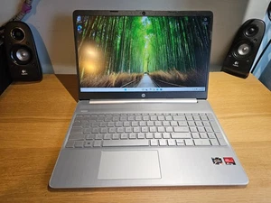 15" HP 15s-eq1516sa AMD Ryzen 3 3250U 2.6GHz 8GB 256GB Silver Windows 11 Laptop - Picture 1 of 6
