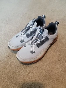 ON Cloudaway Running Shoes Sneakers Womens Size 8.5 White Gray Athletic - Picture 1 of 12