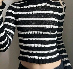 ZARA schwarz weiß Strick gestreift Cropped Langarm Pullover, Größe S - Bild 1 von 10
