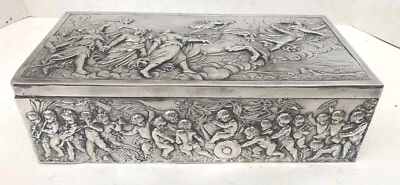 ВЕЛИКОЛЕПНЫЙ СТАРИННЫЙ ИТАЛЬЯНСКИЙ 800 СЕРЕБРЯНЫЙ REOUSSE ХЕРУВИМЫ 10'' ДЛИННАЯ КОРОБКА - Изображение 1 из 4