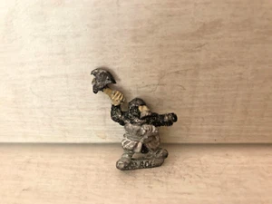 Citadel oldhammer dwarf warrior imperial Gomron Menukh metal warhammer fantasy - Picture 1 of 2