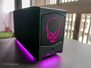Gaming PC Asus NUC 12 Extreme Core i9 + AMD Radeon RX 6800 - Afbeelding 1 van 11