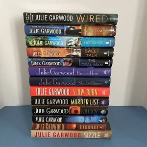 Lot of 13 ~ Hardcover Books ~ Julie Garwood ~ BUCHANAN-RENARD Series - Picture 1 of 18