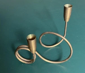 MCM gebogener Kerzenhalter Messing Metall skulptural kegelförmig gedreht Wirbel - Bild 1 von 12