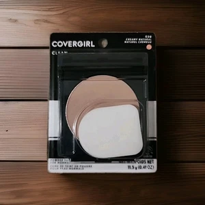 CoverGirl Simply Powder Foundation, cremig natürlich 520, 0,41 Oz. - Bild 1 von 1