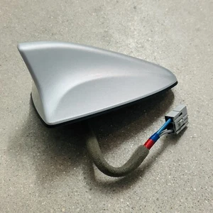 ✅ 2016-2018 KIA SORENTO REAR UPPER EXTERIOR ROOF SHARK FIN ANTENNA OEM - Picture 1 of 10
