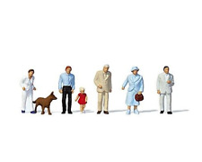 2024 HO PREISER Figures # 14089 Passers-by in Summer Clothes with a Dog