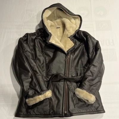 Chaqueta Wilsons de cuero negro forrada de piel sintética con capucha y cinturón para mujer talla L Foto 1 de 4