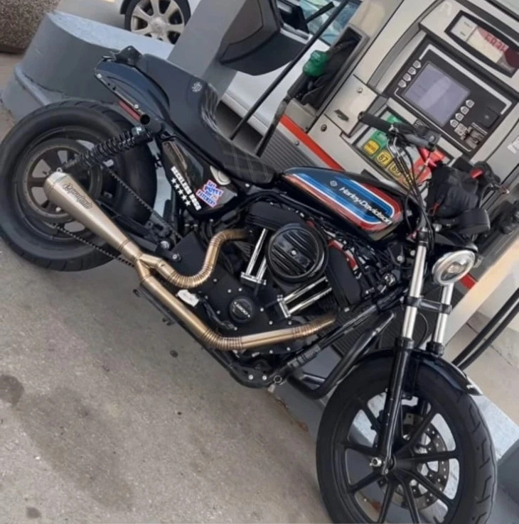 Escape 2-1 HD XL883 2 en 1 Harley-Davidson Sportster Iron 883 2004-2020 Foto 1 de 4