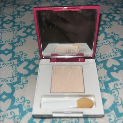 Model Co 02 ANTIQUA Colour Box Eye Shadow Second Skin Eye Shadow .05 oz Ivory - Image 1 of 4