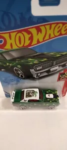 Hot Wheels Custom 68 Mercury Cougar Green/Flames Munsters - Picture 1 of 7