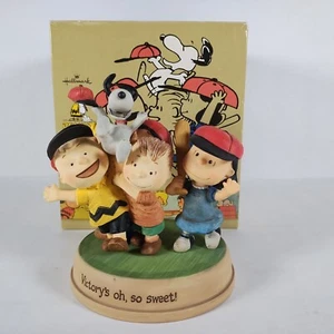 Victory's Oh, So Sweet! Figura Hallmark Peanuts Gallery 2011 hecha a mano - Imagen 1 de 16