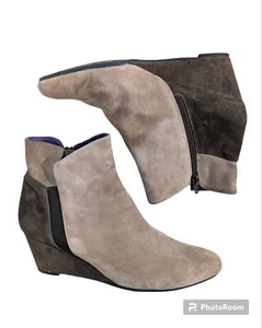 VanEli Taupe Brown Tan Colorblock Genuine SUEDE WEDGE Booties Womens US Sz 7.5 - Picture 1 of 15