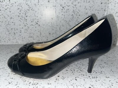 Michael Kors Fulton Punta Redonda Tacón Medio Bomba - Negro - Talla 7M Foto 1 de 4