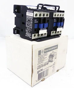TELEMECANIQUE LC2 D1201B7 Interruttore reversibile 023760 -unused- - Foto 1 di 5
