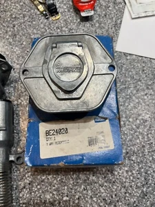 Socket 7 Way With 20 AMP Breaker 179.1020 421019 BE24020 - Picture 1 of 1