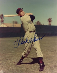 HANK SAUER SIGNED AUTOGRAPHED 8x10 PHOTO CINCINNATI REDS LEGEND BECKETT BAS - Picture 1 of 2