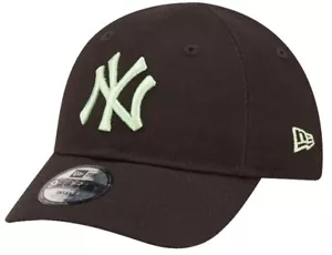 New Era New York Yankees Black Green 9Forty Toddler Velcroback Baby Cap - Bild 1 von 1
