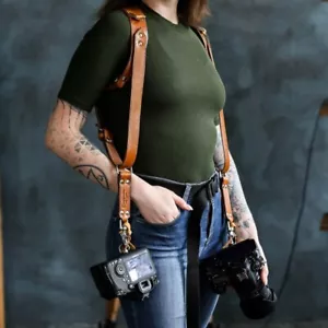 Original Leather Camera Holder For Photographers With Winged Back Design - Picture 1 of 4
