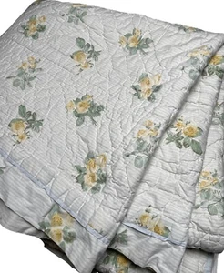 Simply Shabby Chic Zwillingsdecke gestreift gelb Rosen weiß Baumwolle - Bild 1 von 7