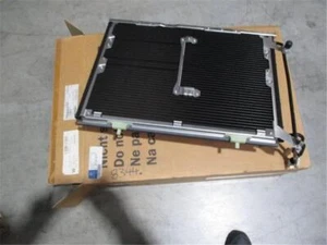Mercedes Benz Original KONDENSATOR A2028300870 - Bild 1 von 2